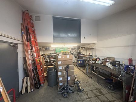 146 W Boylston Dr