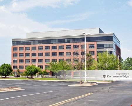 Office space for Rent at Corporate Center of Northbrook - 1033 Skokie Blvd in Northbrook