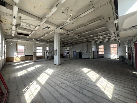 River Rouge - Freestanding Retail/Office Building