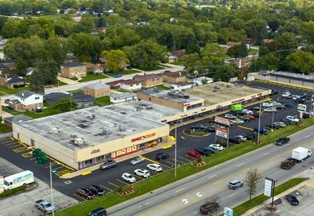 Retail space for Rent at Pacesetter Plaza | Retail Space Available in South Holland