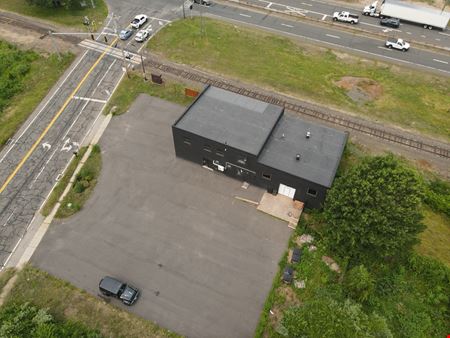 4,960 Square Foot Industrial/Flex Building