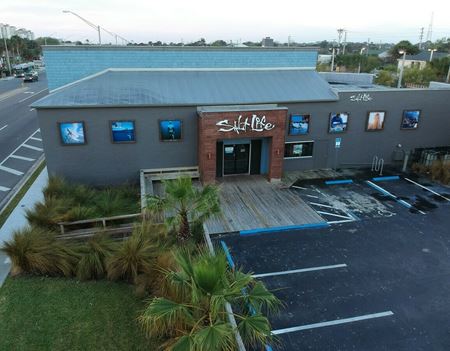Retail space for Rent at Former Salt Life Retail Store in Jacksonville Beach