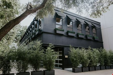 Commercial space at 4230 Avondale Avenue in Dallas