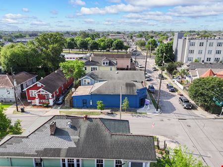 Renovated Corner Retail Opportunity Near S Claiborne Ave