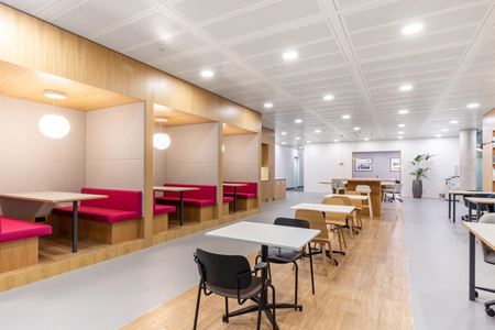 Office space for Rent at Regus - Plaza 600 in Seattle