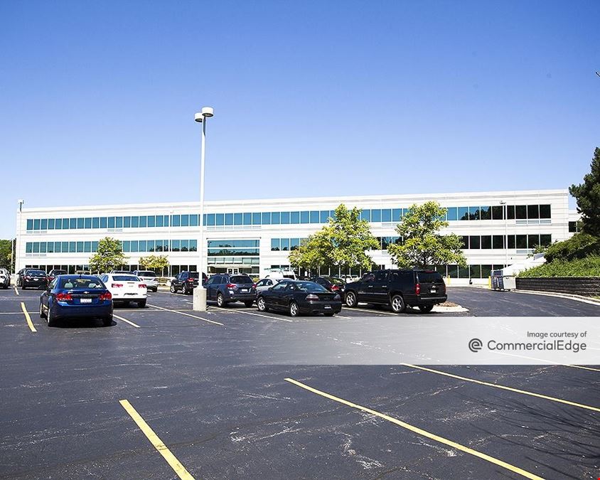 Bannockburn Corporate Center