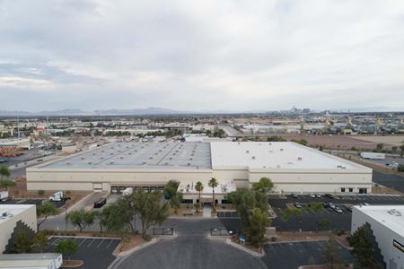 Industrial space for Rent at 225,937 SF building w/ fenced yard area in Las Vegas