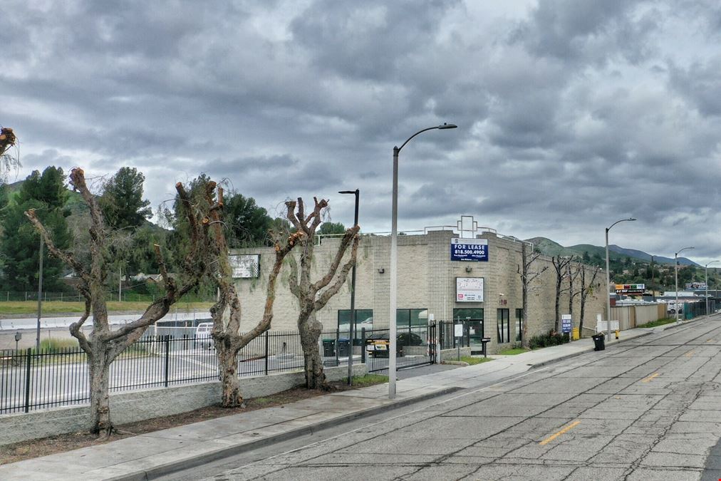 32203 Castaic Rd