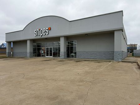 Single Tenant Retail Investment - Snipes Shoe Store - Batesville, MS