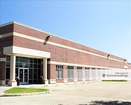 Office space for Rent at Westchase Commons in Houston