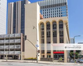 835 Wilshire Blvd