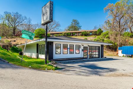 2502 Cummings Hwy