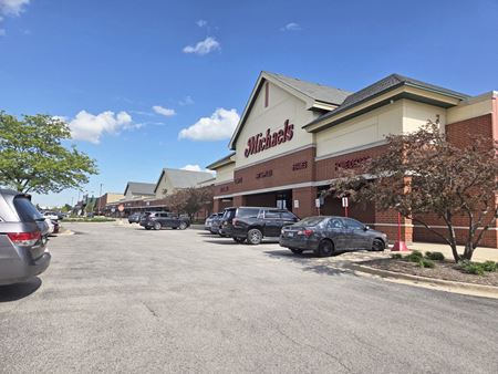 Retail space for Rent at Waterside Center in Naperville