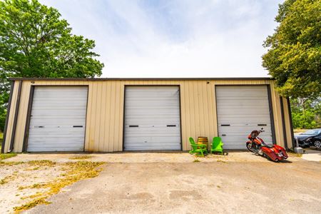 Industrial space for Sale at Edmund Hwy. Investment Property in Lexington