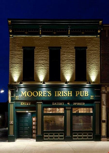 FORMER MOORES IRISH PUB