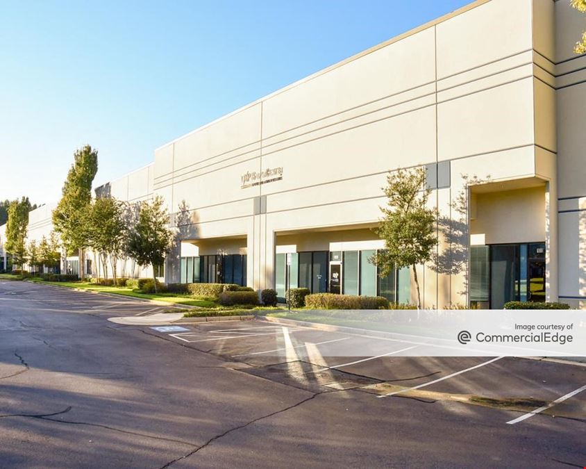 Suwanee Creek Distribution Center 300