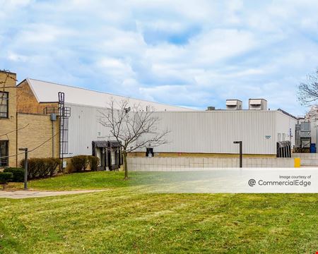 Industrial space for Rent at Heritage Business Park in Euclid