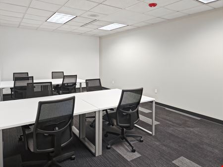 Regus - Appleton - W College Ave