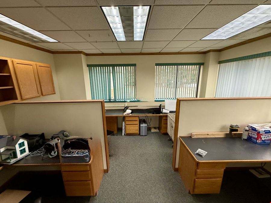 Office Flex Warehouse in Williamston