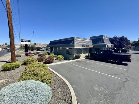 Two-Tenant Commercial Investment Opportunity