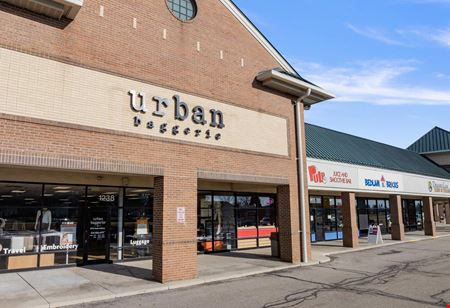 Retail space for Rent at Oak Creek Center in Lewis Center