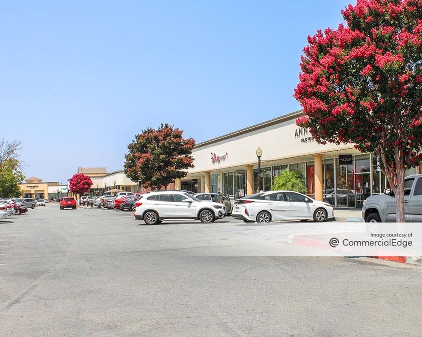 Gilroy Premium Outlets