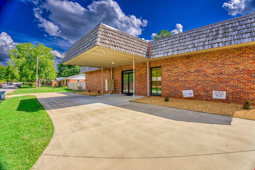 Chisholm Road Office Suites 2222 Chisholm Rd, Florence, AL 35630