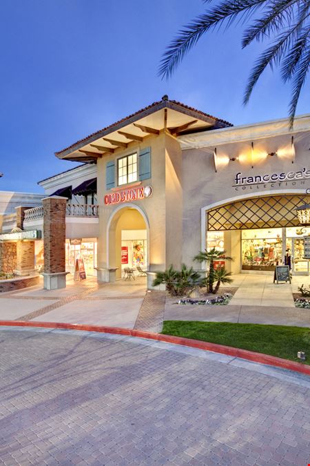 The Shoppes at Casa Paloma