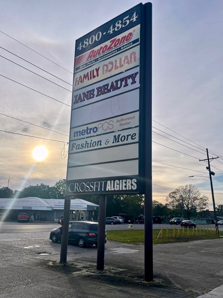 Retail space for Rent at Multi- Purpose Economical Commercial Space for Lease in New Orleans