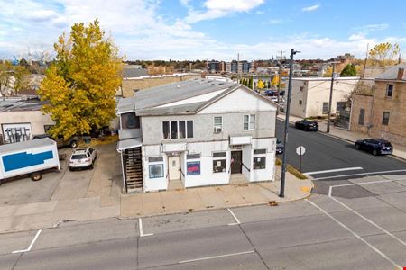 Commercial space at 1204 Washington St in Manitowoc