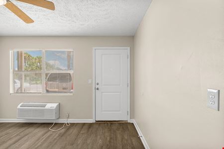 644 Caladium Cir