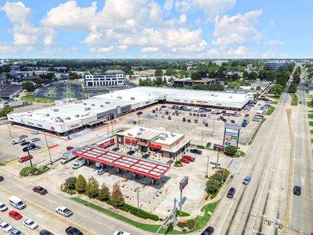 Retail space for Rent at Lake Sherwood Shopping Center: Retail Space at Highly-Visible Intersection in Baton Rouge