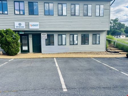 Office space for Rent at VERSATILE 840 SF OFFICE SPACE | RENOVATION OPPORTUNITY in Harrisonburg