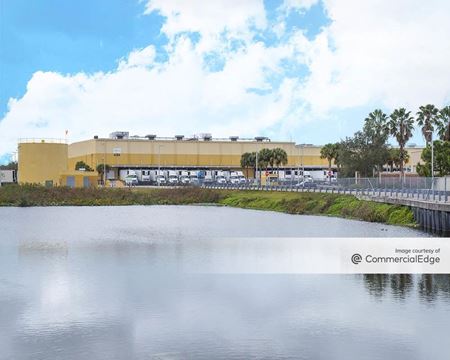 Industrial space for Rent at Meridian Distribution Center in Sarasota