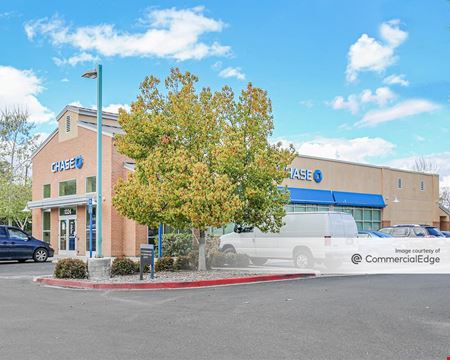Retail space for Rent at Centre Court Shopping Center in Simi Valley