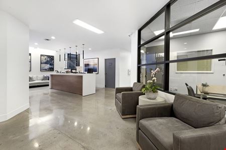 AES - Irvine Airport Suites