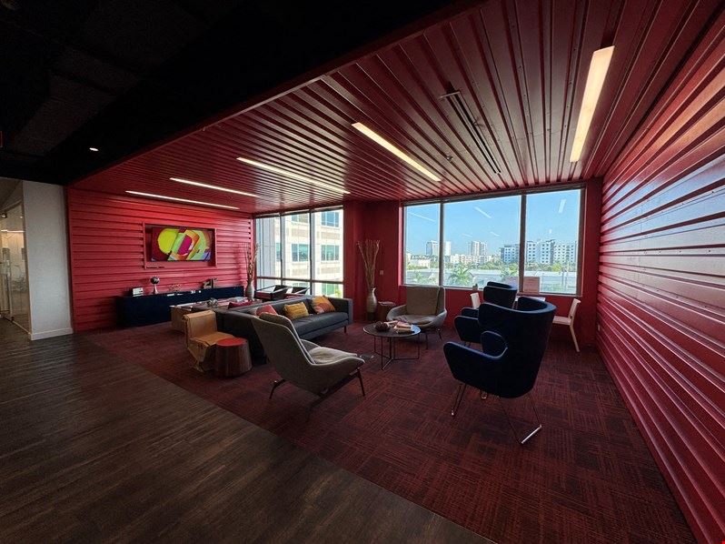Pipeline Workspaces - Pipeline Doral