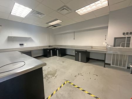 Office & Lab Condos
