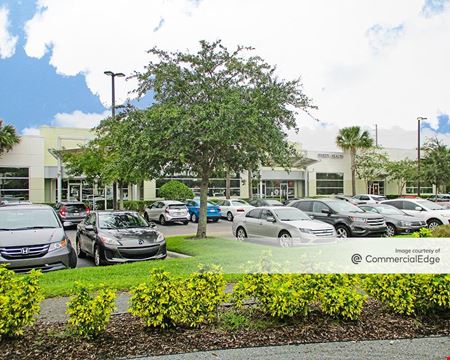 Office space for Rent at Lake Underhill Business Center in Orlando