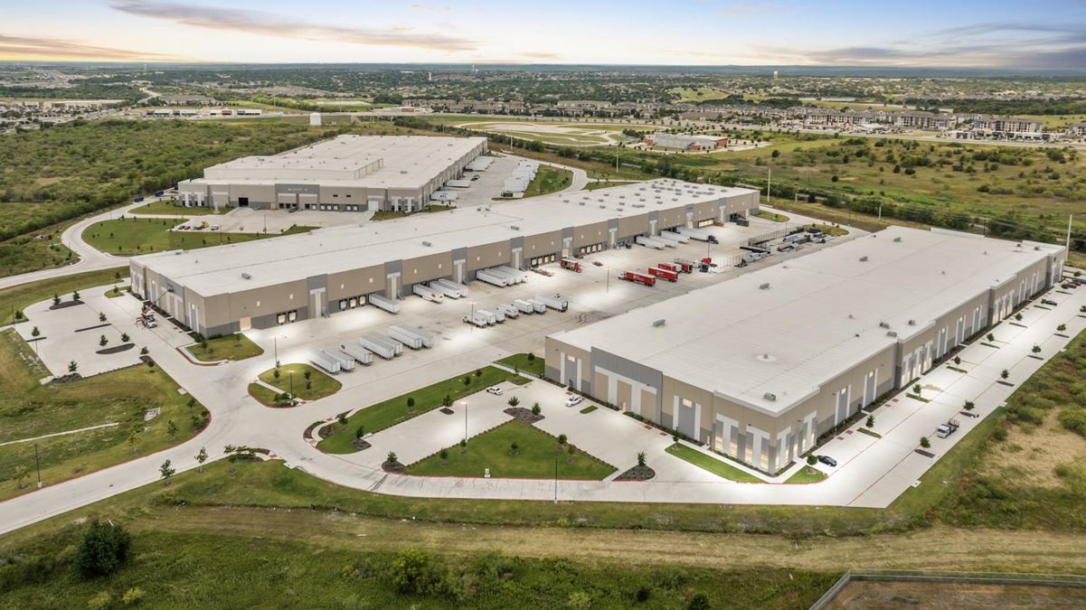 Plum Creek Logistics Center