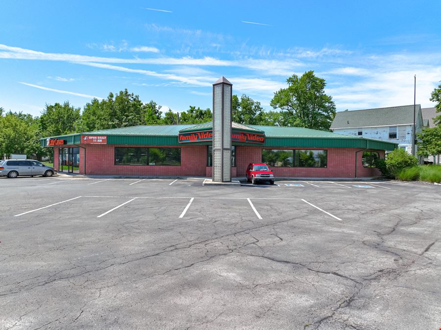 924 E. Elm St.