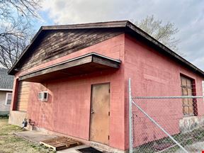 204 E 10th St