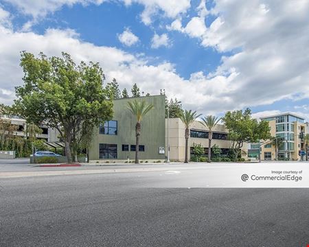 Office space for Rent at Tamaran Plaza in Pasadena