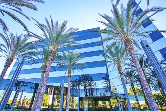 Premier Workspaces - KCN - Newport Beach Koll Center