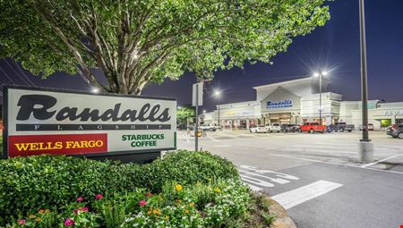 Retail space for Rent at Weslayan Plaza in Houston