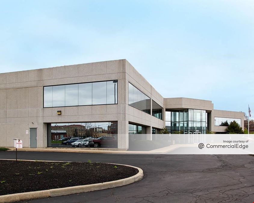 Central Parke - Office