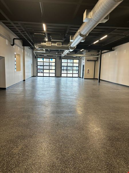 Madelia Retail Venue