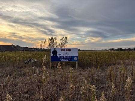 Land space for Sale at 801 Ed Schmidt Blvd in Hutto