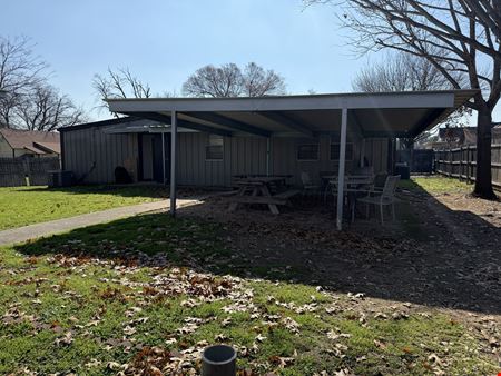 203 E Worth St