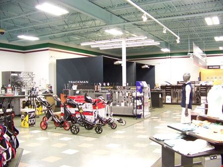 Woodbury Retail